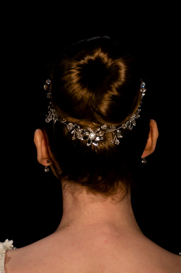 Sparkling hair ornament for braiding