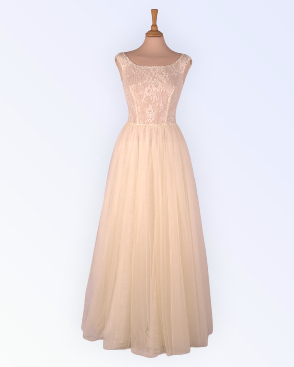 Tulle princess-style wedding dress