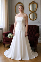 Corset dress with chiffon skirt and pearl embroidery for brides