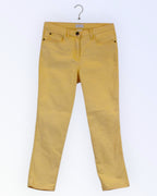 Laura Kent kollased teksapüksid