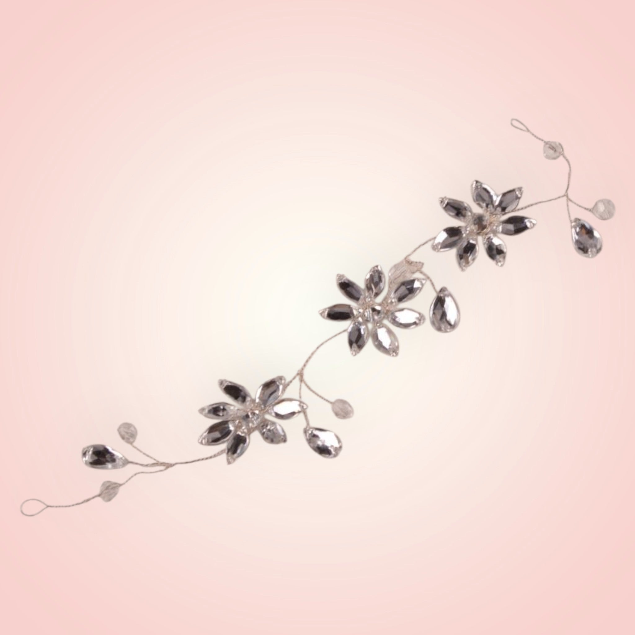 Sparkling hair ornament for braiding