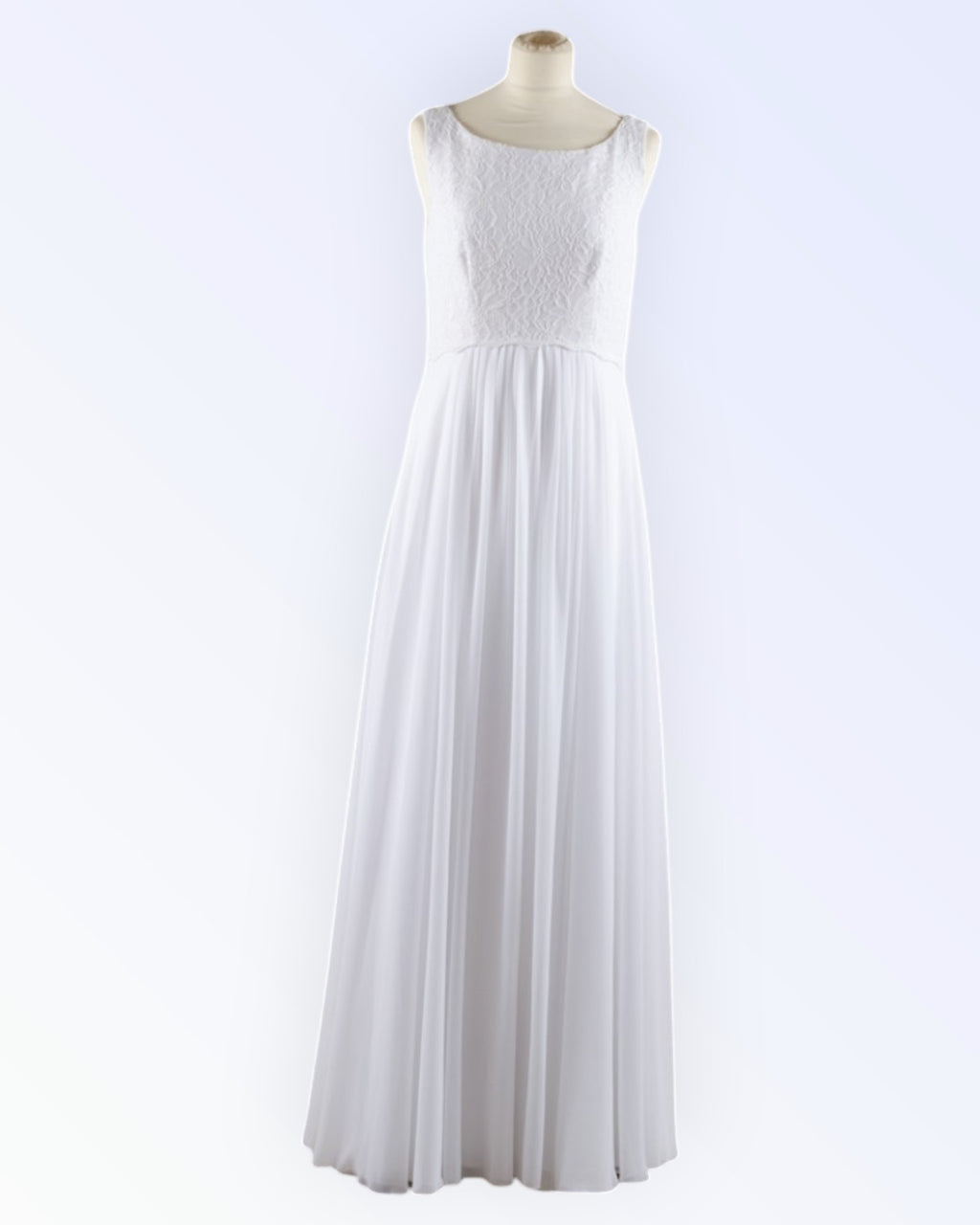 Wedding dress for the expectant mother