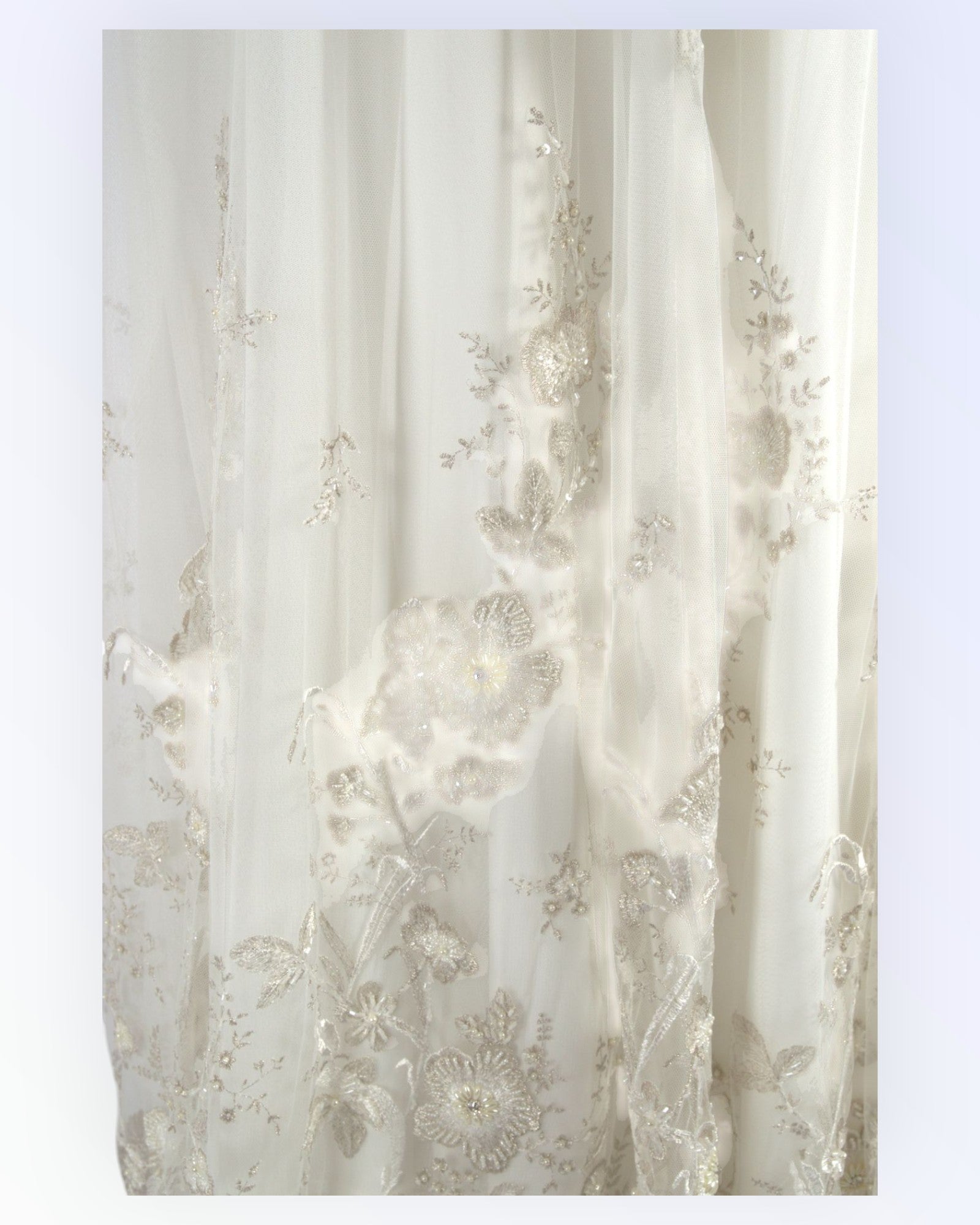 Wedding dress made of exclusive pearl lace