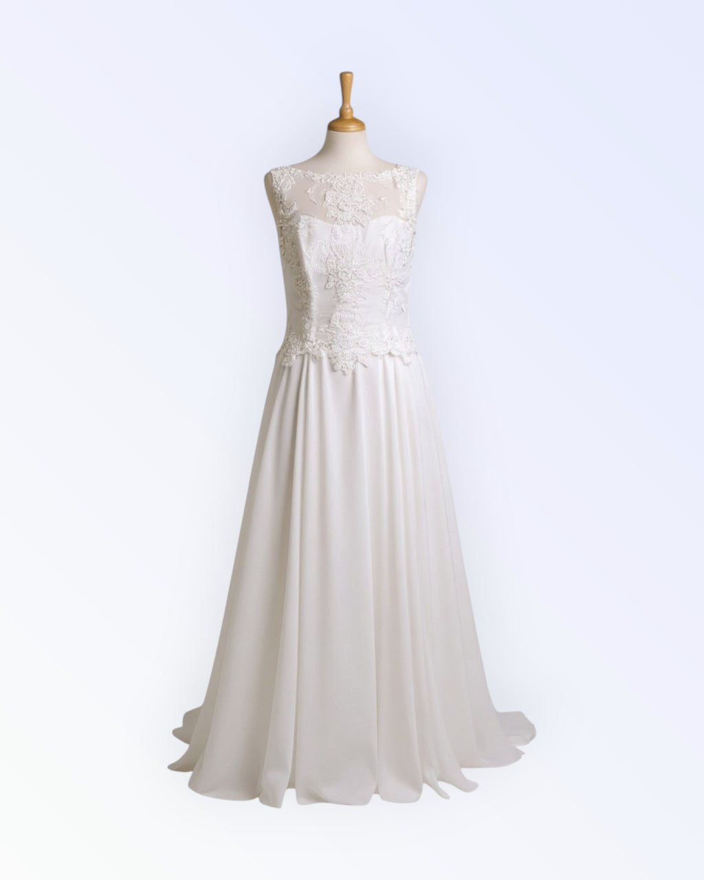 Off-white chiffon wedding dress