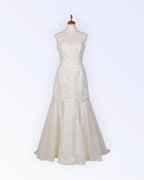 Off-white wedding dress