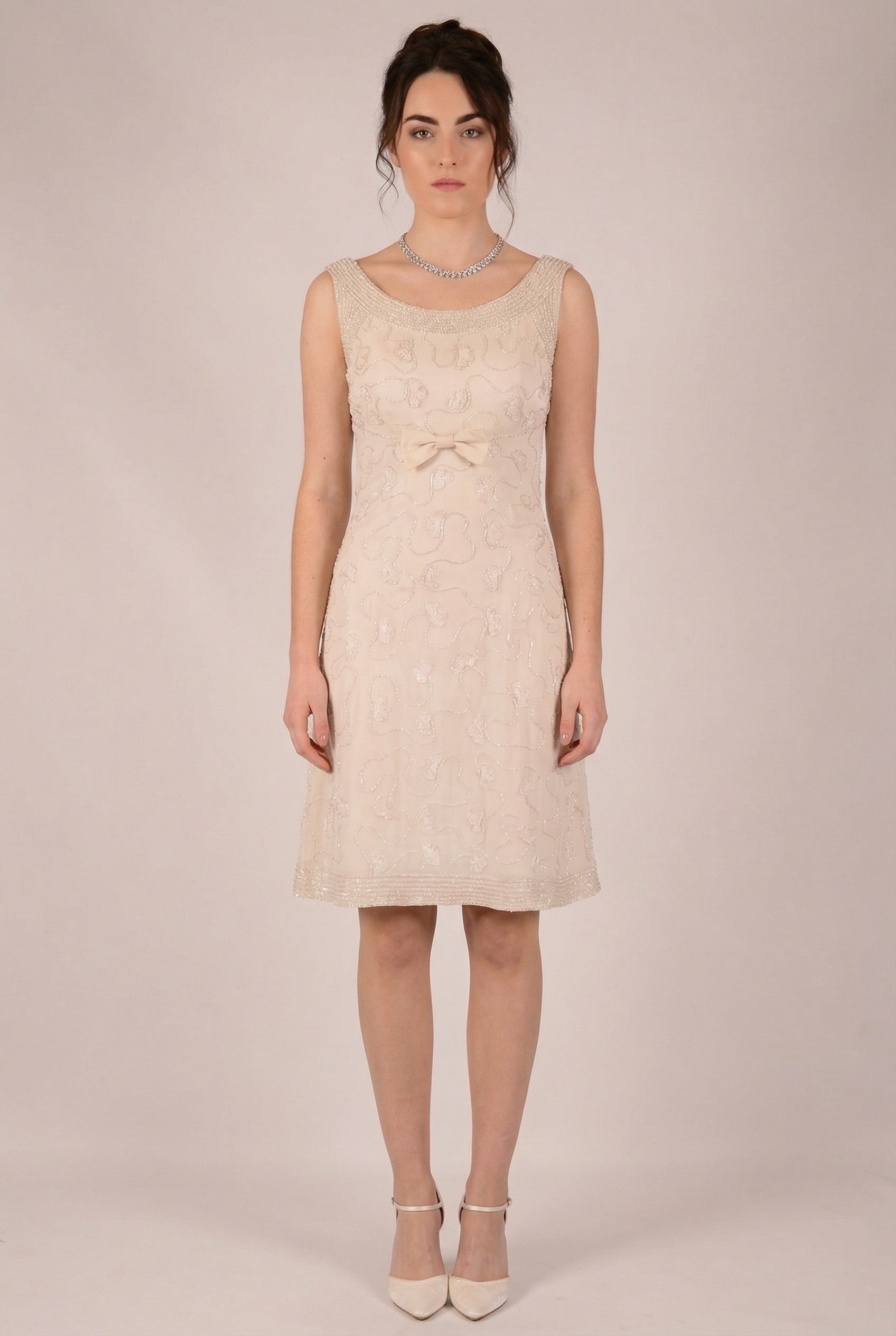 60-ndate stiilis pidulik kleit