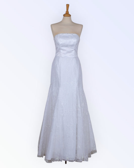 Fishtail wedding dress