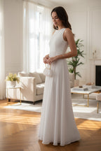 Wedding dress for the expectant mother
