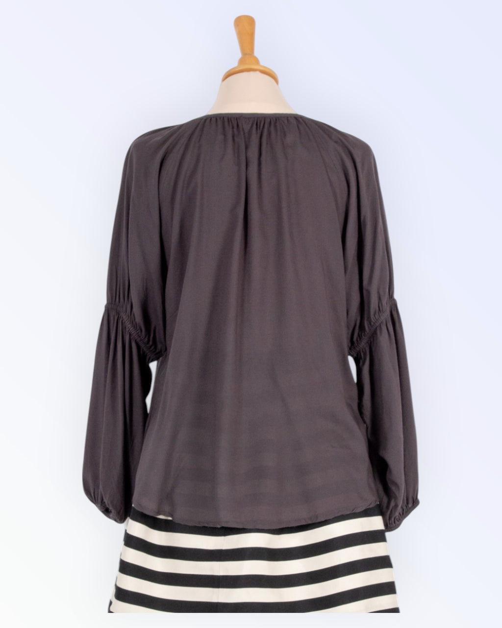 Denim Hunter avaralõikeline viskoospluus