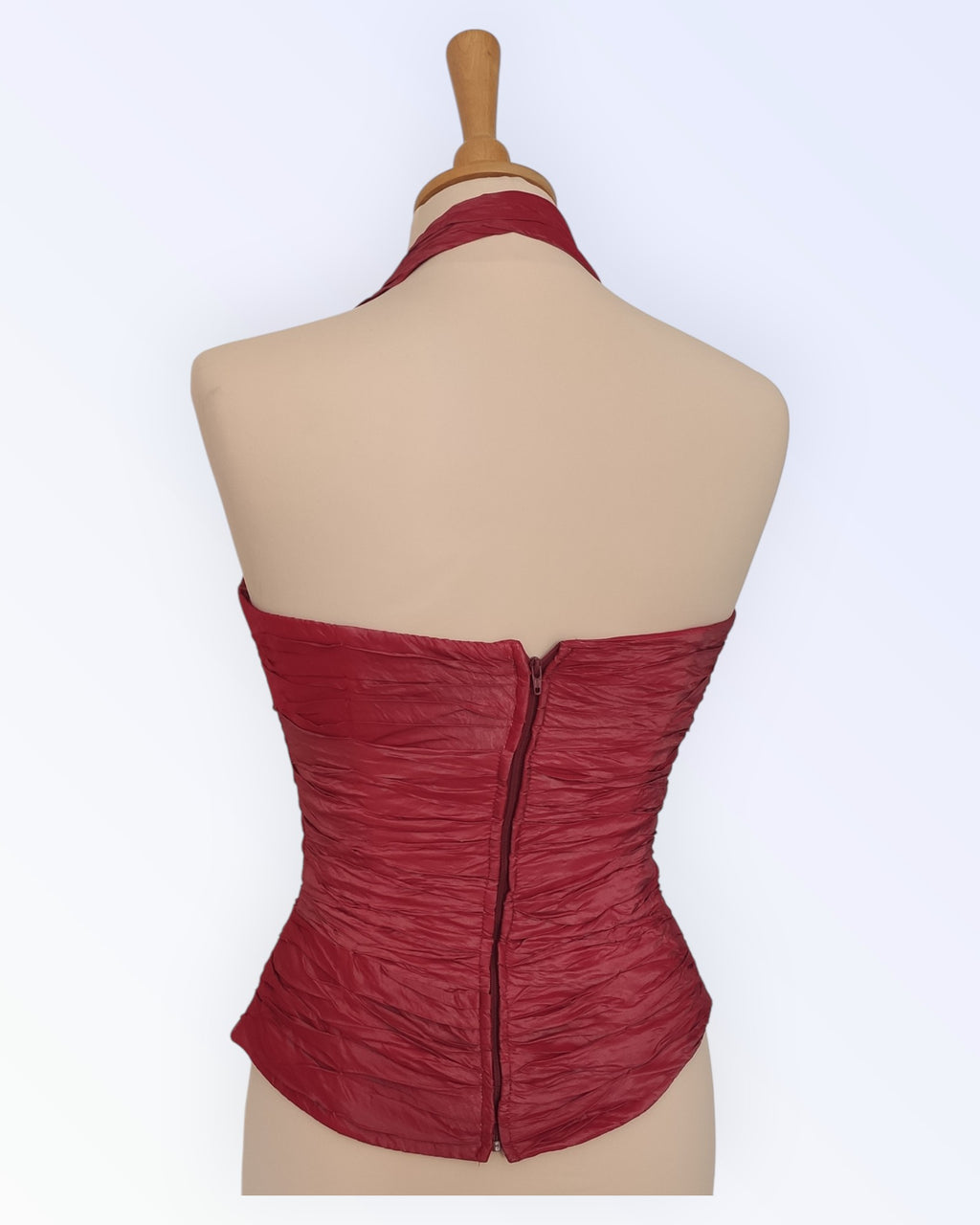 Punasest taftist korsett