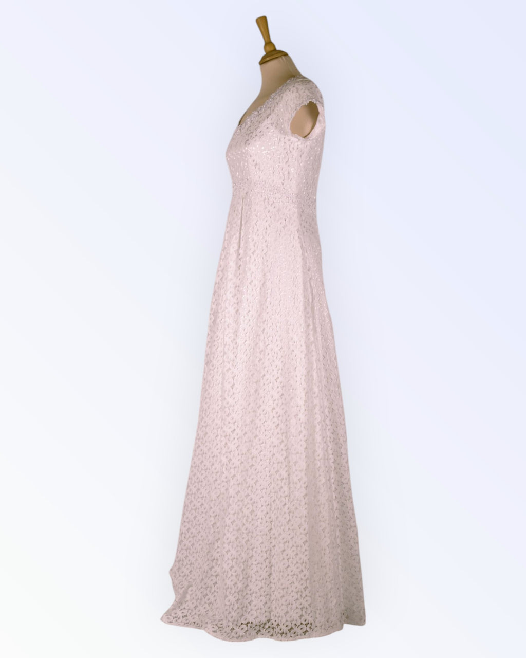 White lace empire-cut wedding dress